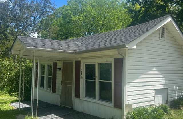 One Bedroom Home in East Ridge; WATER & SEWER INCLUDED! photos photos
