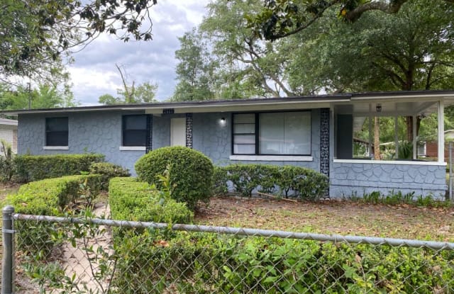 2803 Calloway Circle - 2803 Calloway Circle, Jacksonville, FL 32209