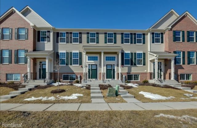1749 Carlstedt Dr - 1749 Carlstedt Dr, Batavia, IL 60510