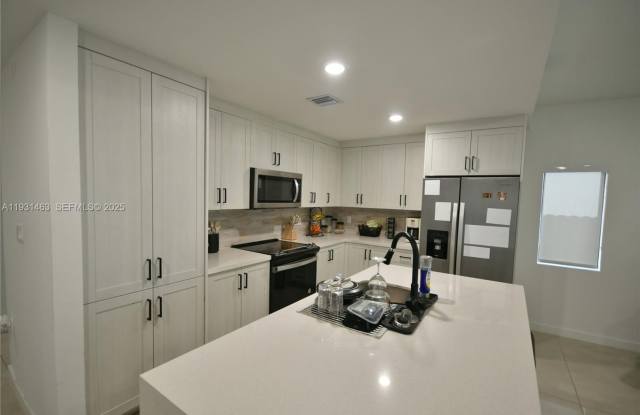 1339 NW 2nd Lane, Florida City, FL 33034 photos photos