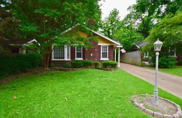 DARLING charmer with 3 beds and 2 baths near the U of M. photos photos