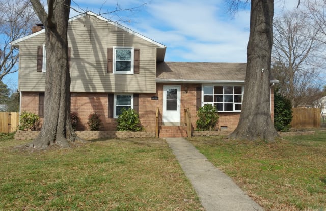 9110 Danielsdale Dr - 9110 Danielsdale Drive, Henrico County, VA 23294