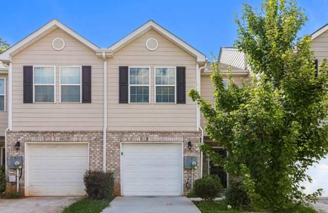 1335 Forsythia Way Gallery 1
