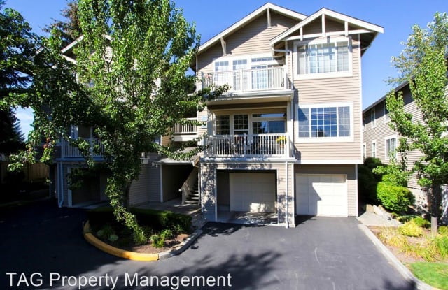 18658 NE 56th Ct Unit #GG - 18658 Northeast 56th Court, Redmond, WA 98052