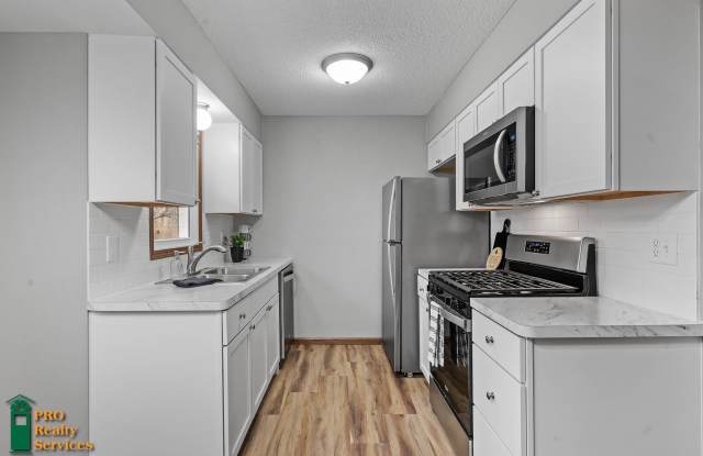 Recently Remodeled 4 Bedroom Home - 10712 Monroe Drive Northeast, Blaine, MN 55434