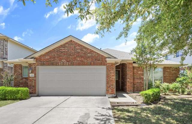 Room in 3 Bedroom Home in Pflugerville Gallery 1