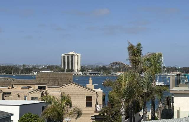 819 Avalon Court - B Gallery 4
