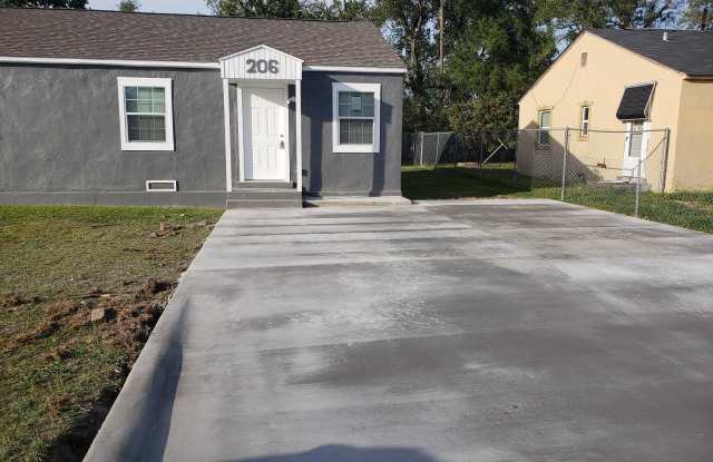 Newly Remodeled 2 bed, 1 bath photos photos