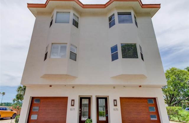 1575 PINELLAS BAYWAY Way S Gallery 4