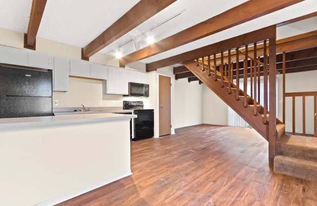 2415 Eakin Road Gallery 2