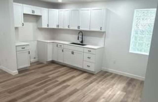 6211 Aspen Ct Gallery 2