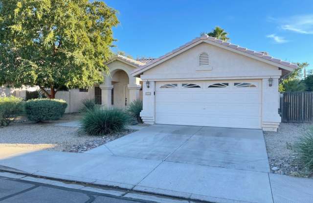 1695 W MACAW Drive Gallery 2
