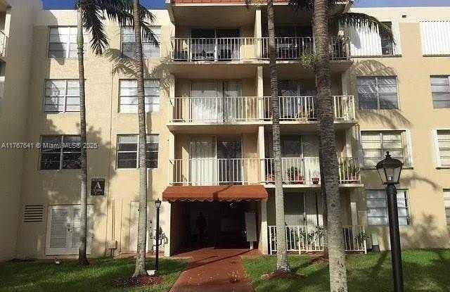 13100 SW 92nd Ave - 13100 Southwest 92nd Avenue, Kendall, FL 33176