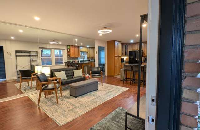 Updated 3-Bedroom Rental on Shaded Corner Lot in North Waco Gallery 3