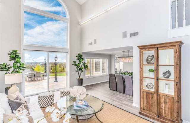 2124 Port Durness Place Gallery 2