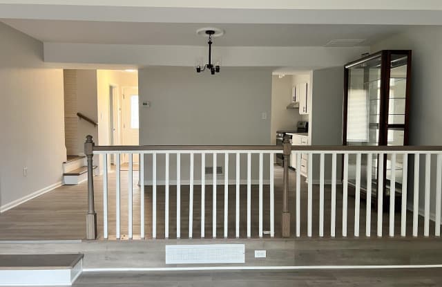 1202 HEARTWOOD Gallery 3
