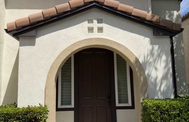 Beautiful Renovated 4-Bedroom Home in Westpark – Irvine! Gallery 3