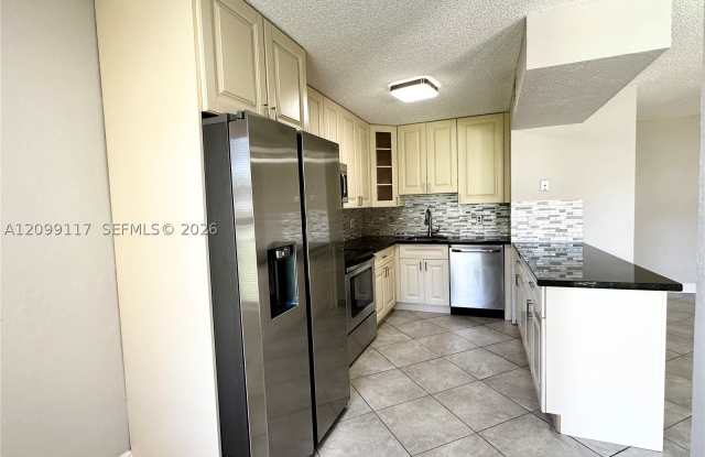 5515 Courtyard Dr Gallery 4