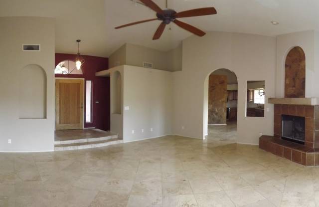 11064 N GARLAND Circle Gallery 2