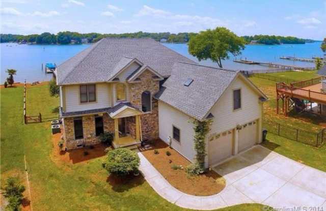 21502 Rio Oro Dr - 21502 Rio Oro Drive, Cornelius, NC 28031