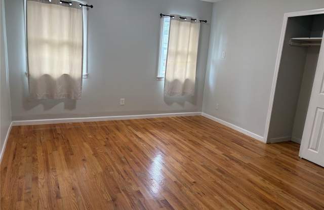 290 Leaf Avenue Gallery 3