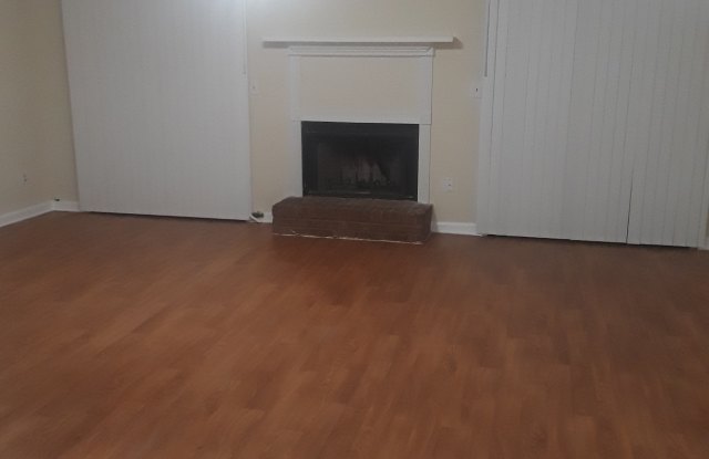 3626 SPRING TRACE Gallery 4