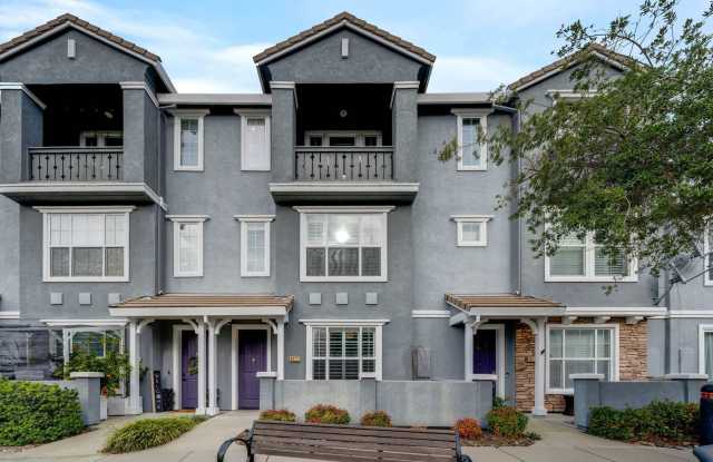 Renovated 3-Story Rocklin Townhome with Two-Car Garage! - 6177 Lonetree Boulevard, Rocklin, CA 95765