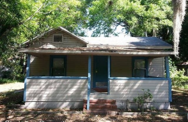 325 W 60th St - 325 West 60th Street, Jacksonville, FL 32208