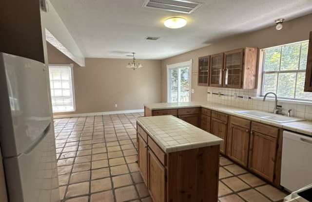 8031 River Road Gallery 2