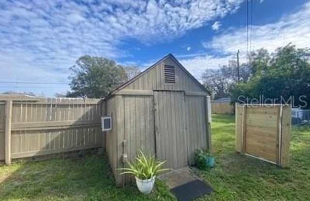 2868 39TH Avenue N Gallery 4