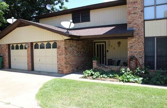 153 Ben Hogan Drive - 153 Ben Hogan Dr, Stephenville, TX 76401