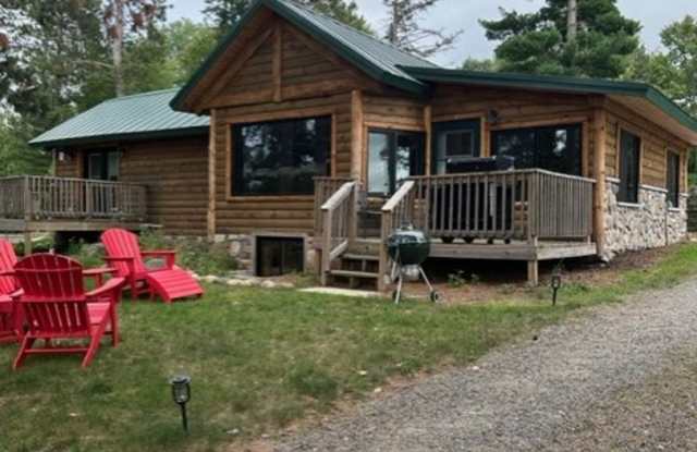 East Twin Lake Home - 3 BR, 2 Bath Single Family - October 2025 to May 2026 photos photos