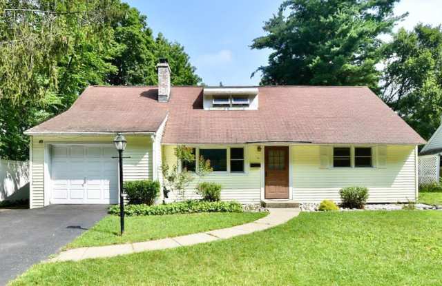 North Colonie School District 4 Bedrooms 1 Bath - 13 Southgate Road, Albany County, NY 12211