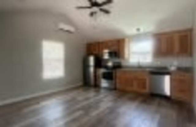 152 Camp Rd S, Unit G photos photos