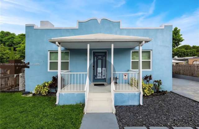 1129 NW 30th St photos photos