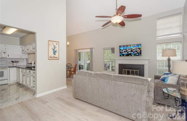 20105 Henderson Road unit: E Gallery 2