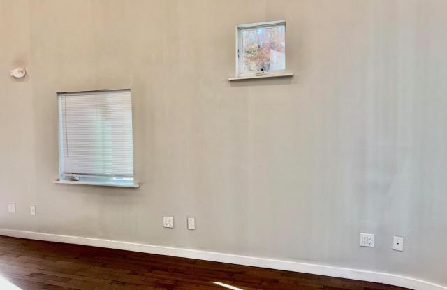 5358 ADDISON Street Gallery 3