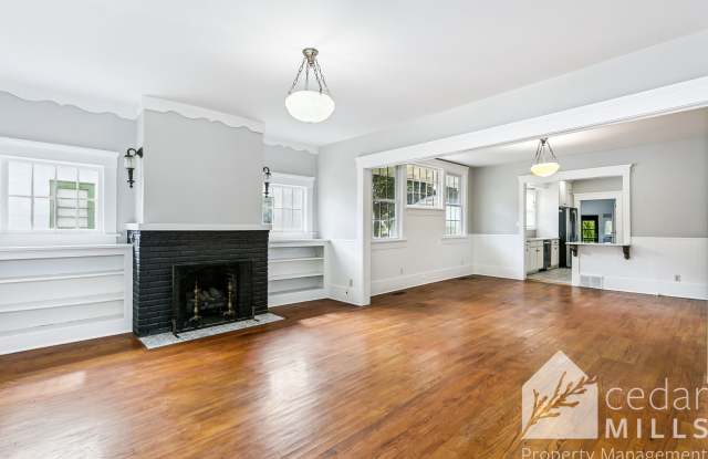 College Hill Bungalow! photos photos College Hill Bungalow! photos photos