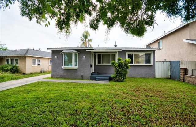 6052 Marshall Avenue photos photos