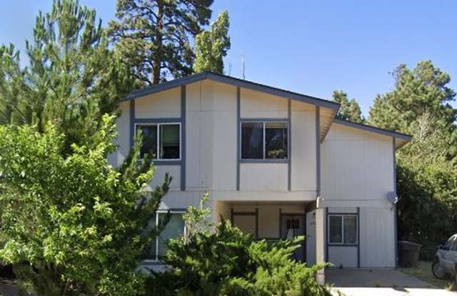 NEW FLOORING, NEW PAINT! Christmas Tree Estates - 3 Bedroom/1.5 Bathroom $2,295.00 photos photos
