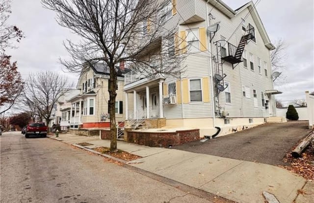21 Winthrop Avenue - 21 Winthrop Avenue, Providence, RI 02908