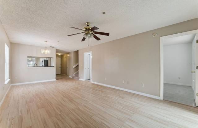 1192 N FAIRWAY Drive Gallery 4