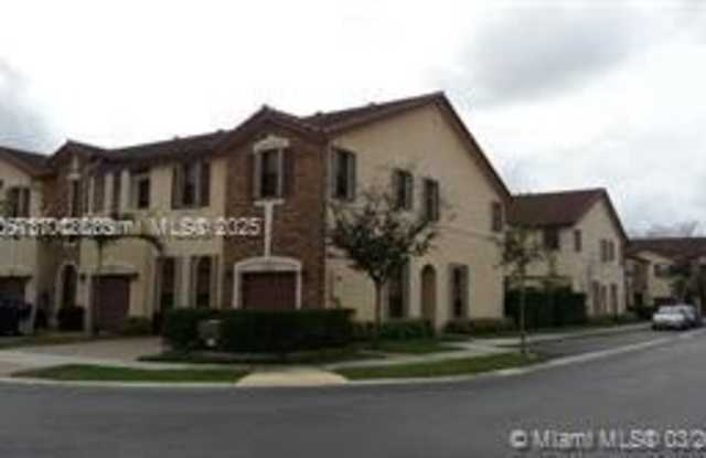 3252 NW 103 Pl photos photos