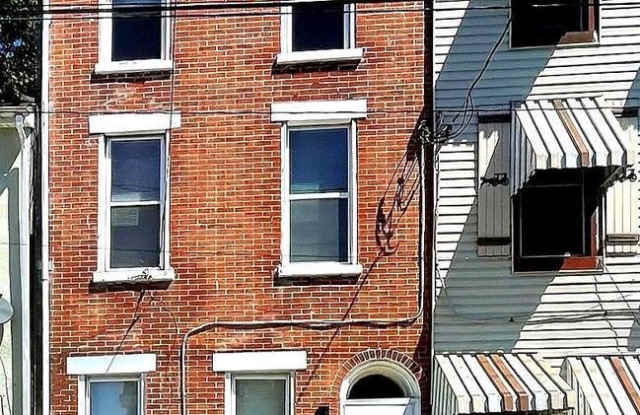 1029 LANCASTER Avenue photos photos