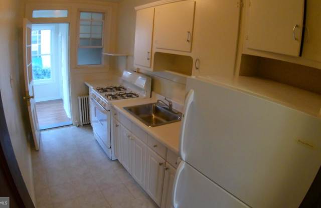 4522 AVONDALE ST #4 Gallery 3