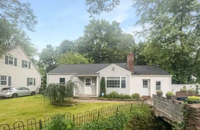 813 Mountain Ave - 813 Mountain Avenue, Bound Brook, NJ 08805