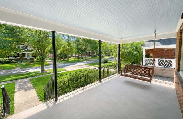 Charming St. Matthews Cape Cod with Finished Basement & Spacious Backyard Gallery 3