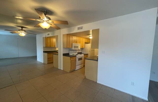 2 bdrm 1.5 bath. South Scottsdale (McDowell  Granite Reef) - 1124 North 84th Place, Scottsdale, AZ 85257