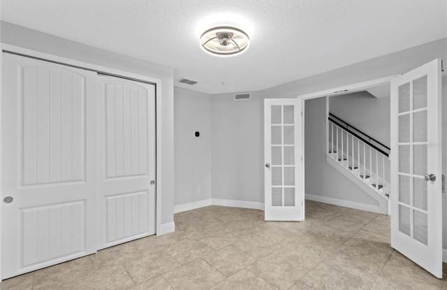 9997 TOWN LAKE Drive Gallery 3