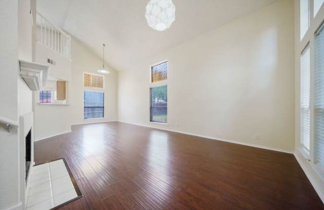 12150 Stoney Glen Gallery 4